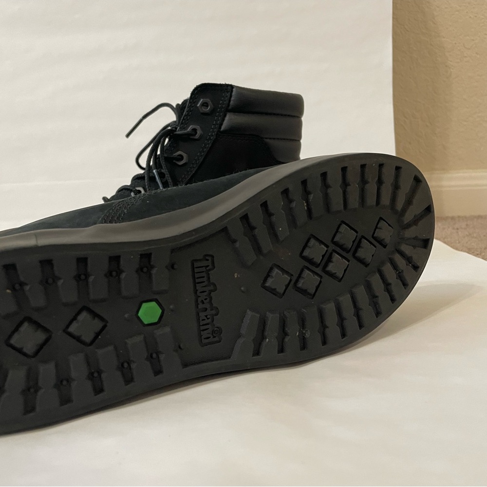 Boots - Picture 3 of 4